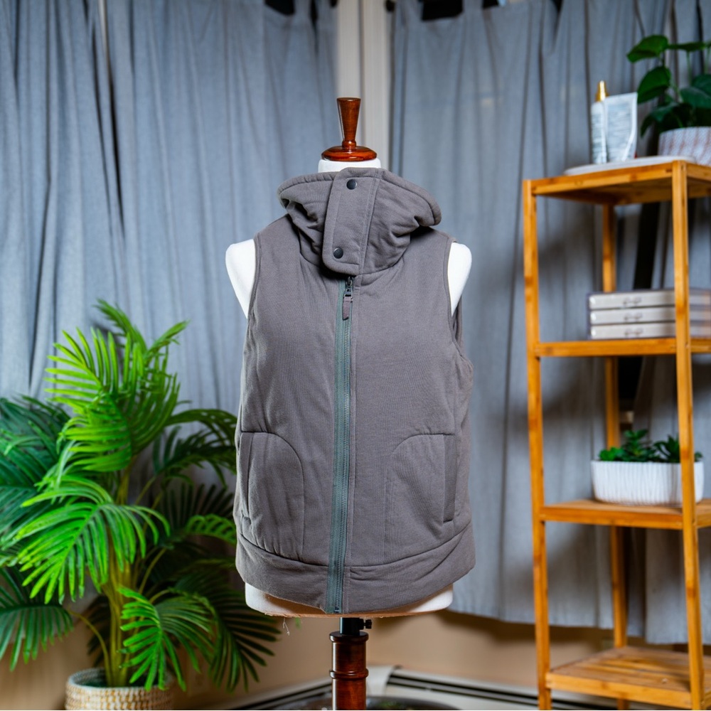 Splendid Olive Green Hooded Vest